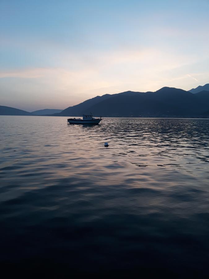 Hotel Sobe Tivat Exterior foto