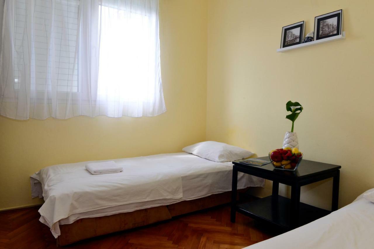 Hotel Sobe Tivat Exterior foto